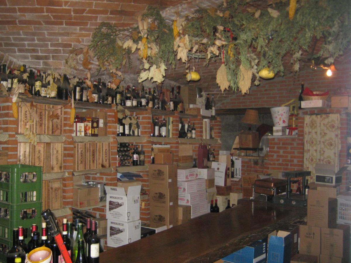 Albergotto Natalina Grazzano Badoglio Buitenkant foto