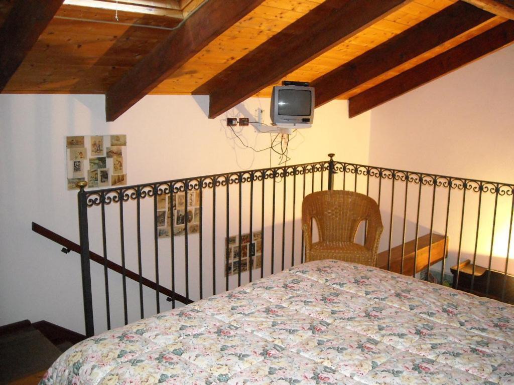 Albergotto Natalina Grazzano Badoglio Kamer foto
