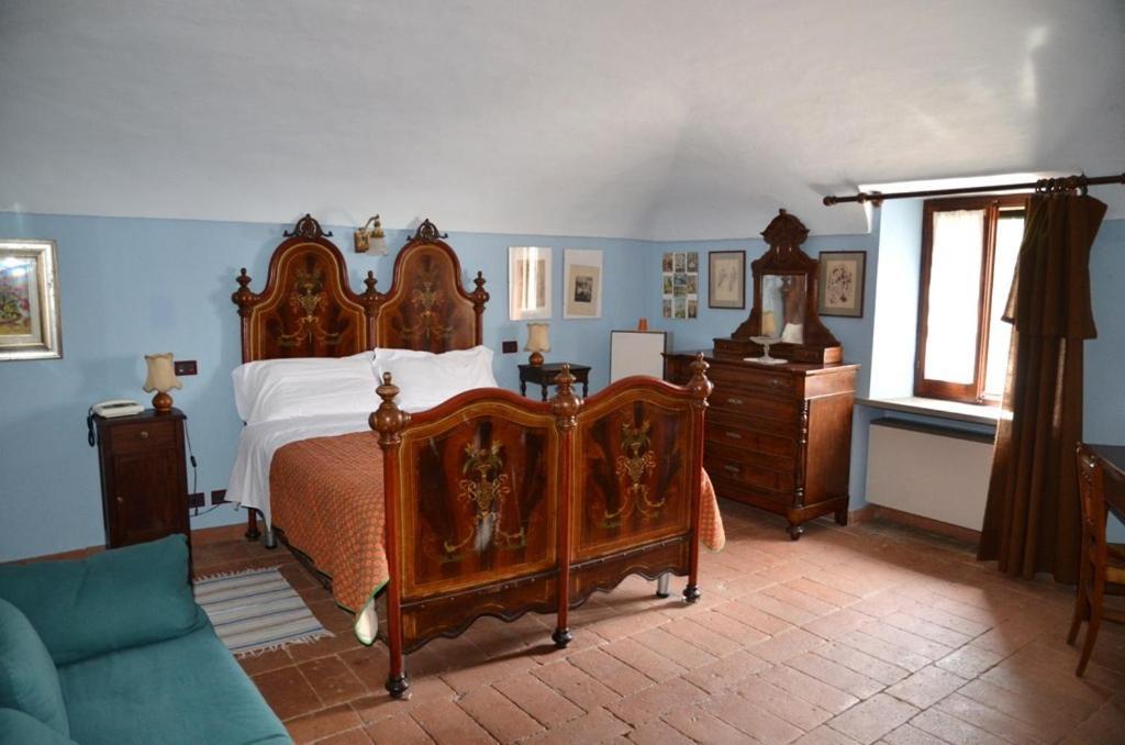 Albergotto Natalina Grazzano Badoglio Kamer foto